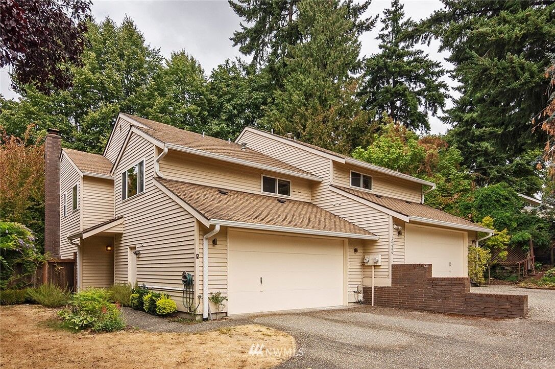 Property Photo:  10406 NE 17th Street  WA 98004 
