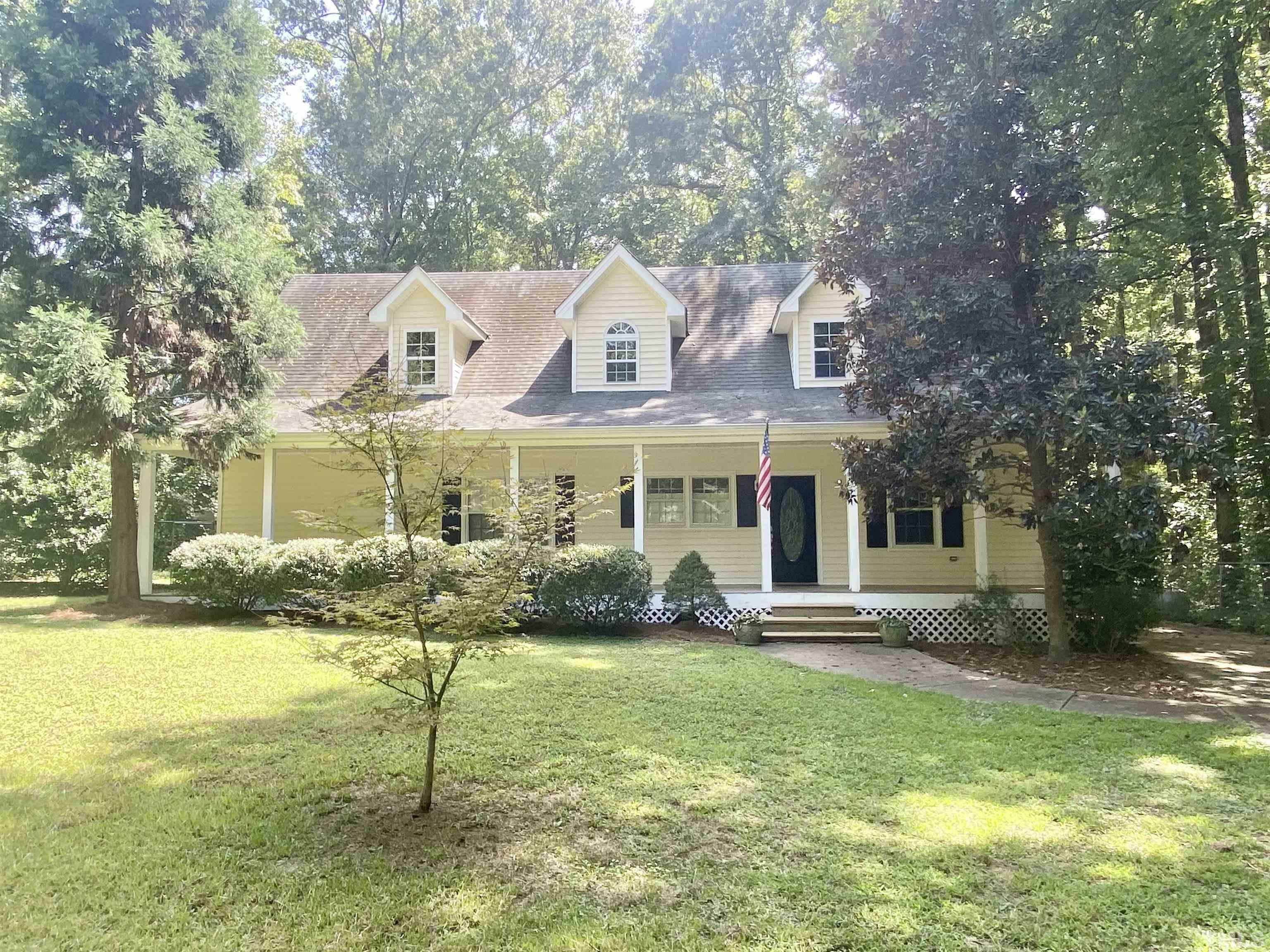 Property Photo:  2621 Holiday Avenue  NC 27597 