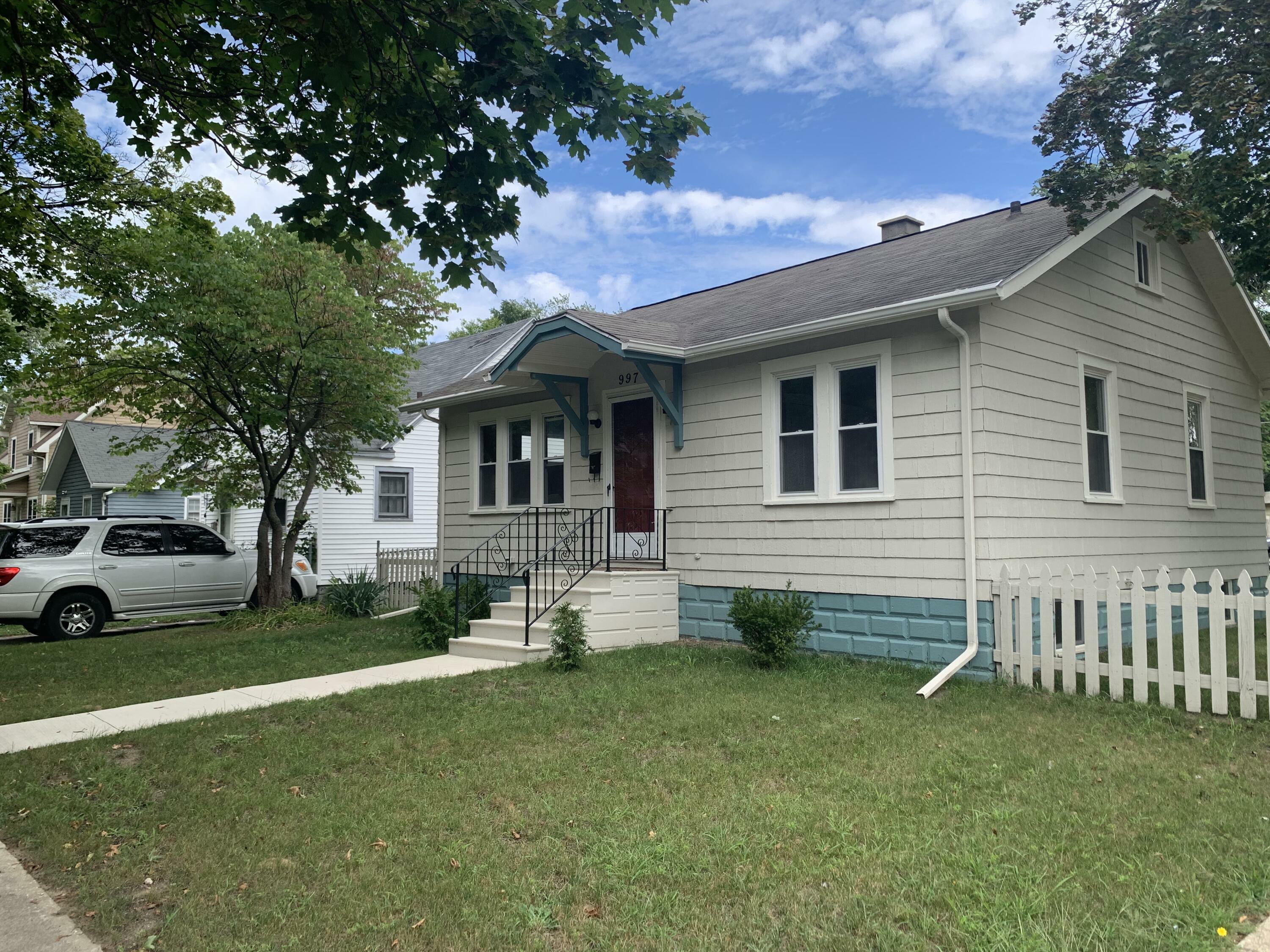 Property Photo:  997 Monroe Street  MI 49022 