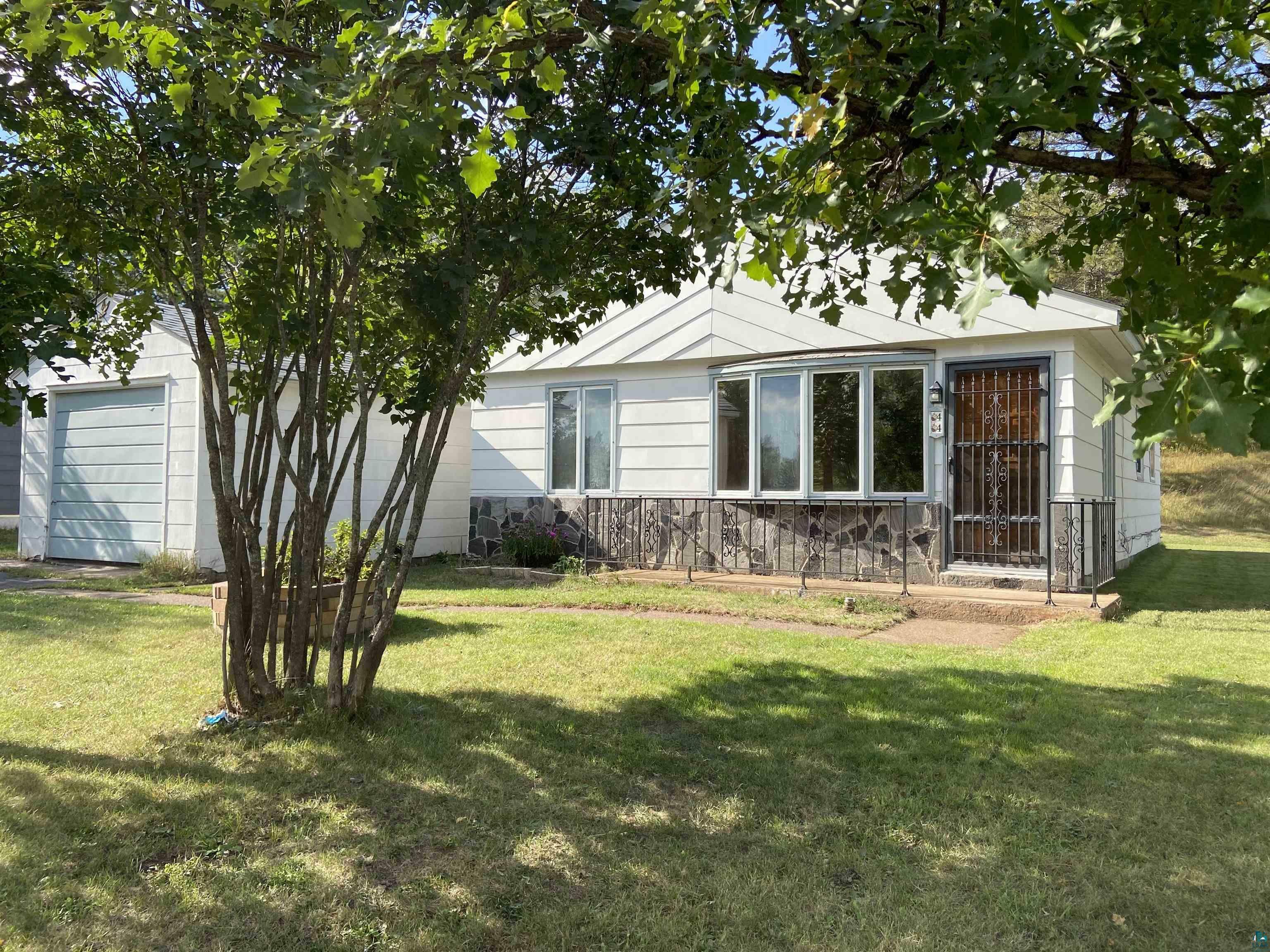 Property Photo:  44 Davis Dr  MN 55614 