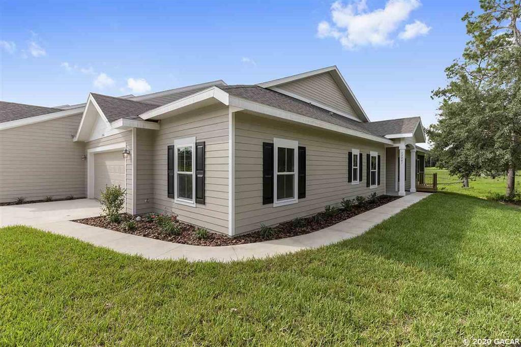 Property Photo:  1158 NW 129th Drive  FL 32669 