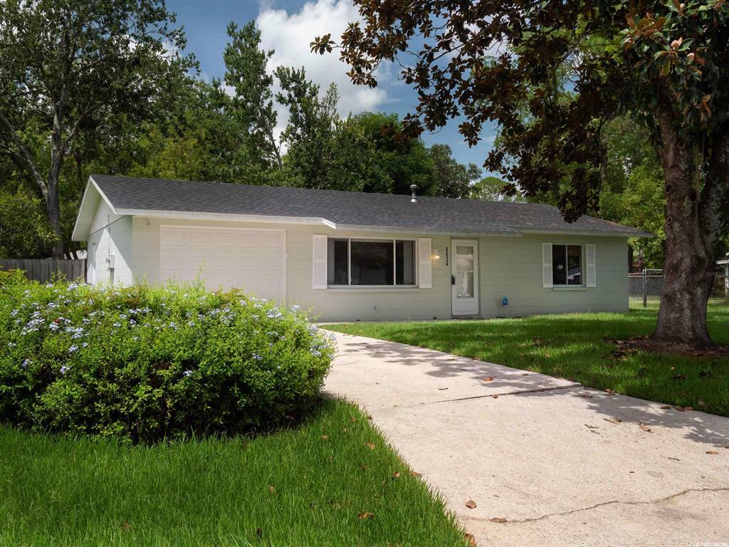 Property Photo:  6624 NW 29th Terrace  FL 32653 