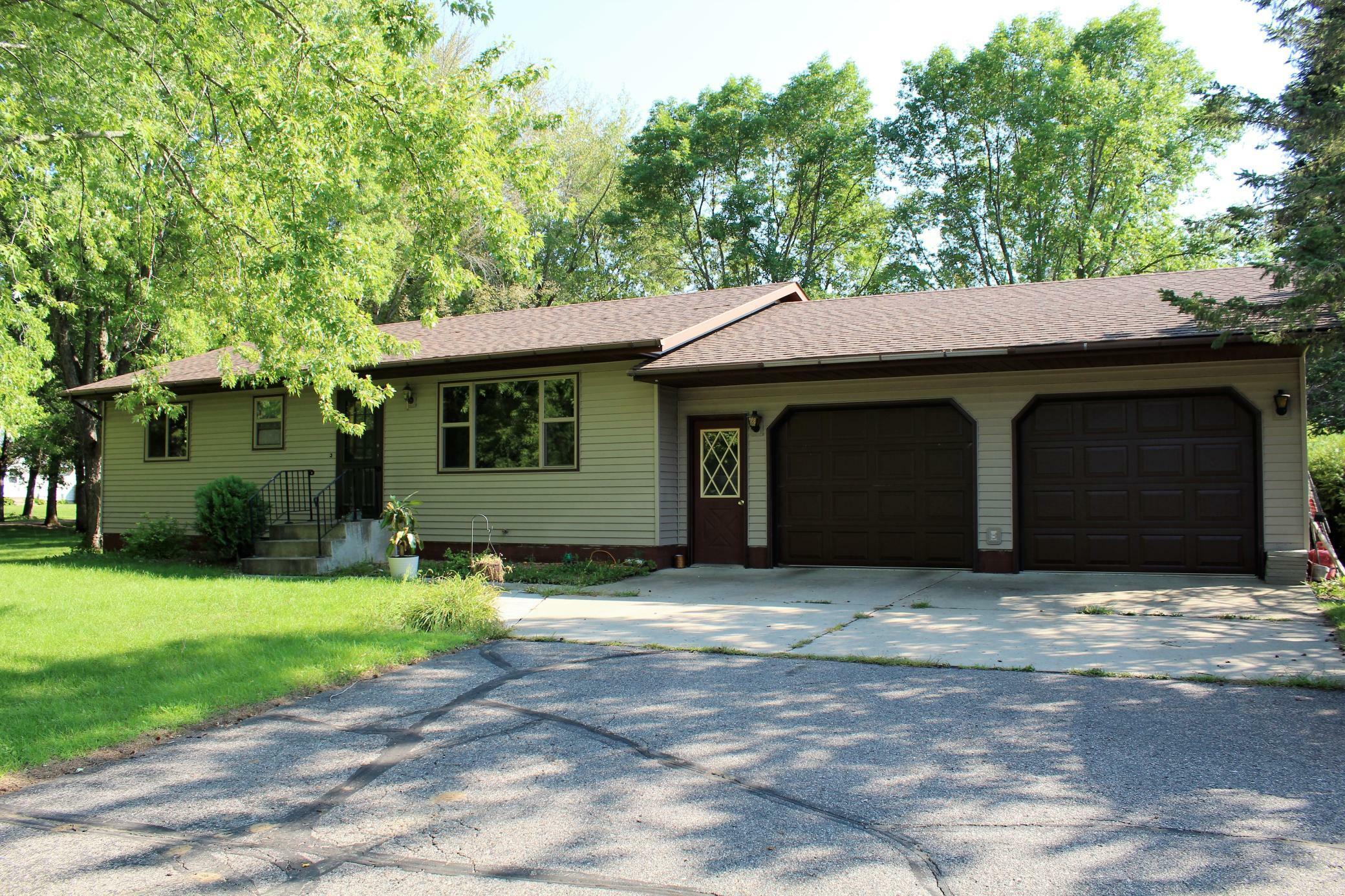 28577 County Road 34  Paynesville MN 56362 photo