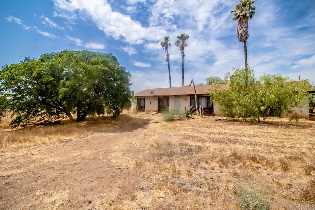 Property Photo:  17531 Brown Street  CA 92570 