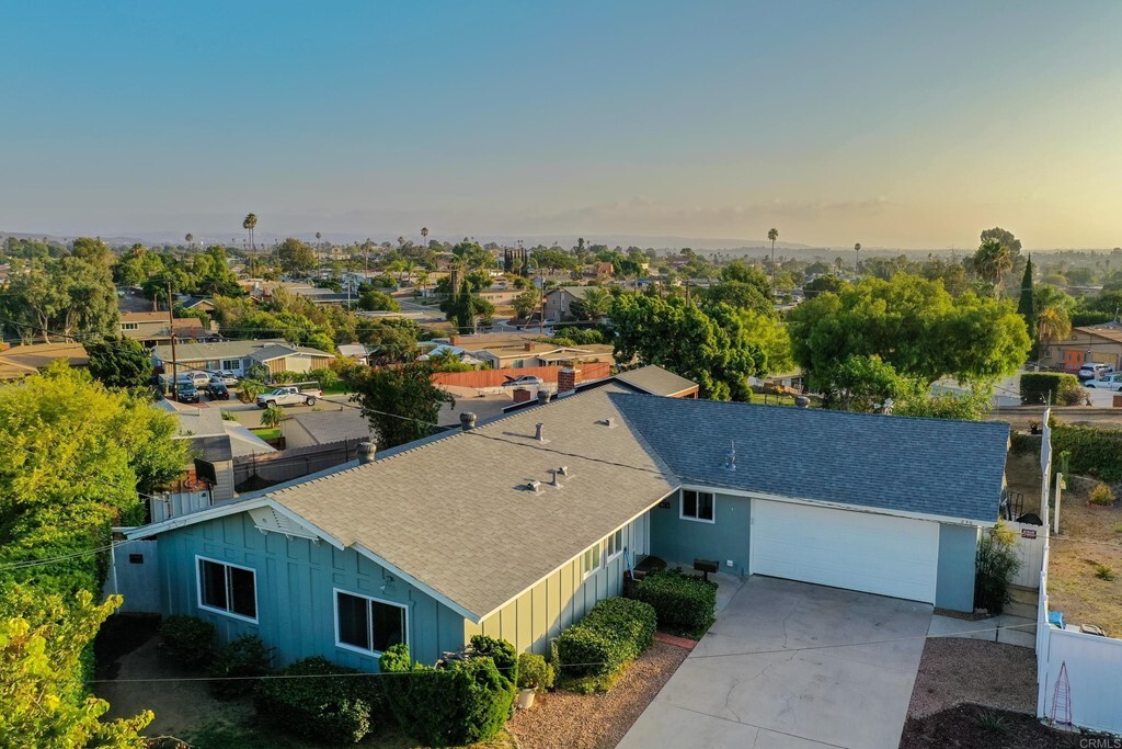 Property Photo:  236 E Moss Street  CA 91911 