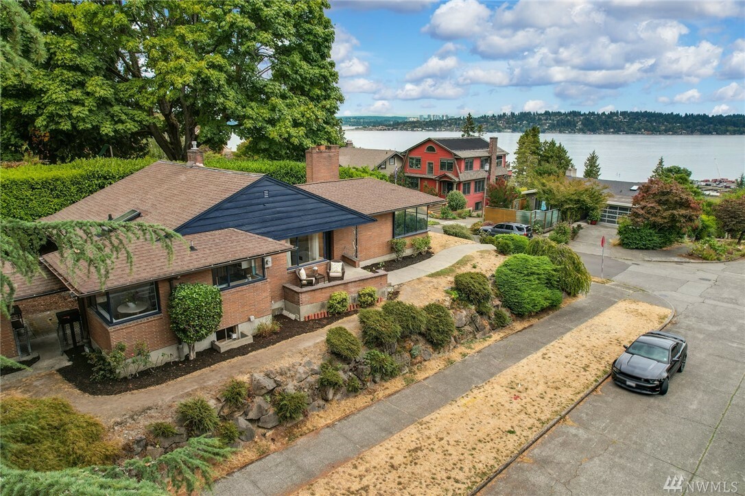 Property Photo:  3455 Cascadia Ave S  WA 98144 