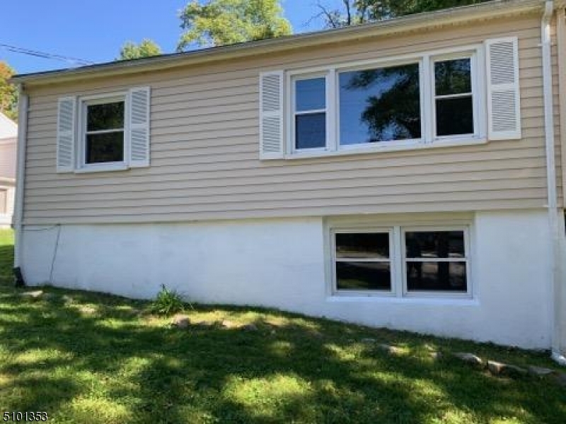 Property Photo:  38 Wawayanda Rd  NJ 07422 