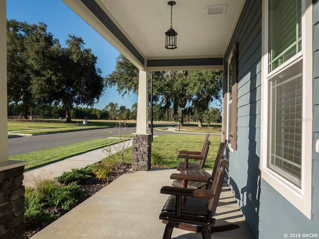 Property Photo:  2943 SW 118th Drive  FL 32608 