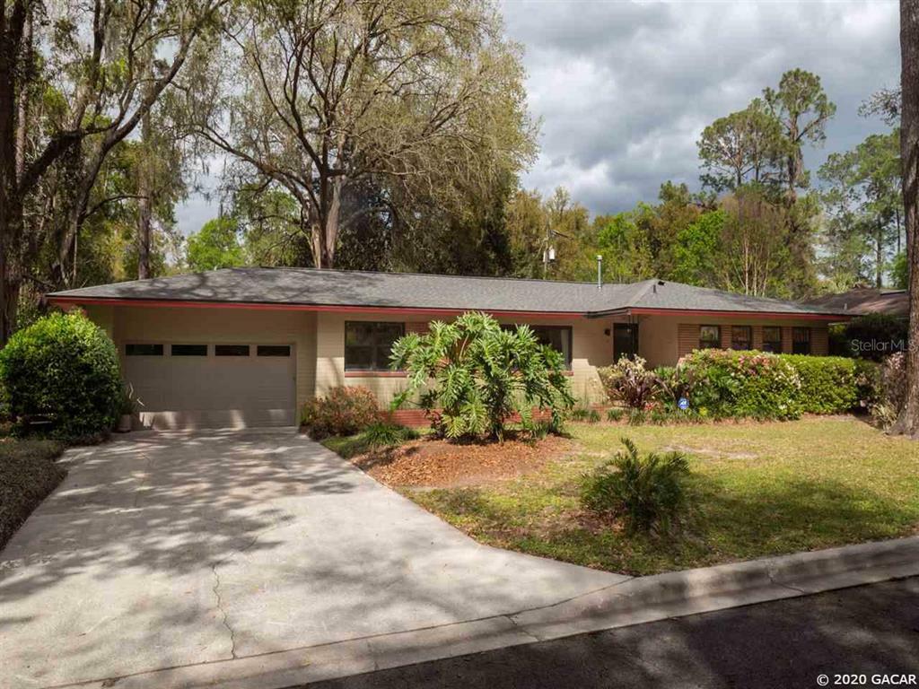 Property Photo:  3100 NW 1st Avenue  FL 32607 