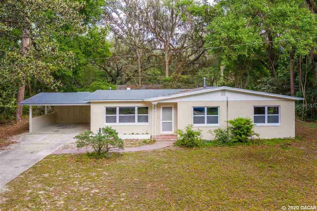 Property Photo:  621 NW 36th Terrace  FL 32605 