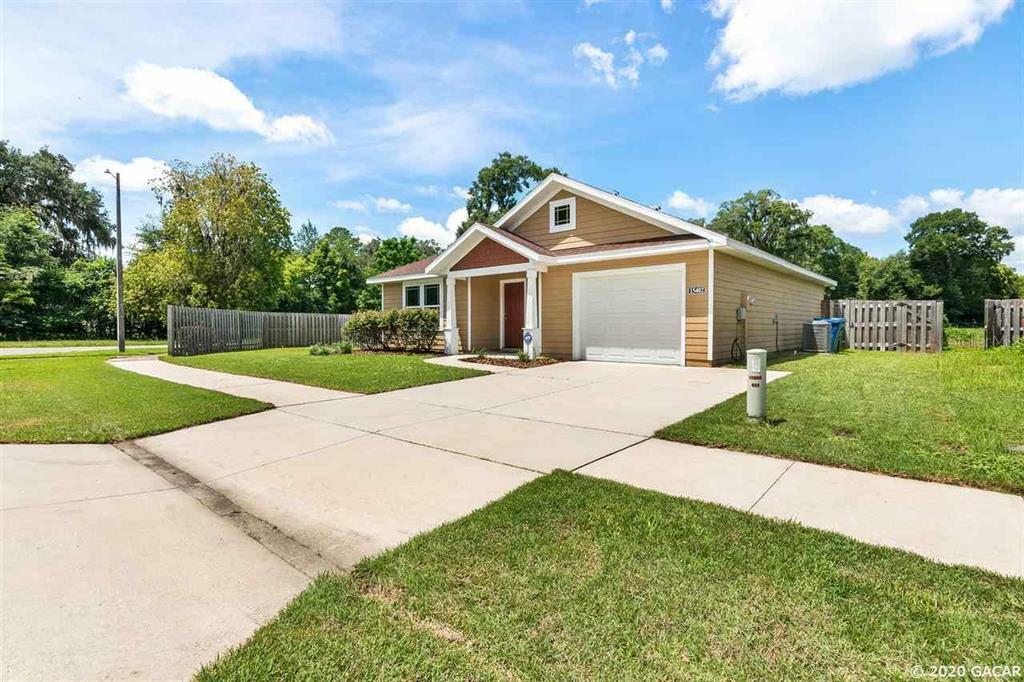 Property Photo:  15402 NW 136th Terrace  FL 32615 