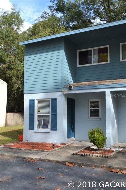 Property Photo:  3935 SW 26th Terrace  FL 32608 