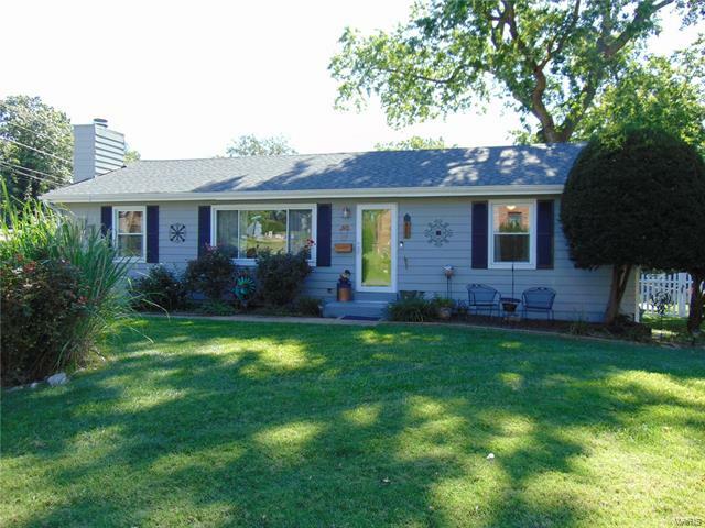 Property Photo: 480 Aubuchon Street 63031
