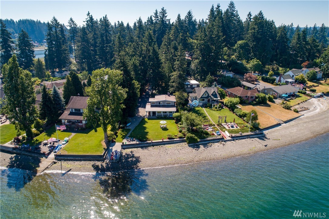 Property Photo:  3054 Marine Dr  WA 98312 