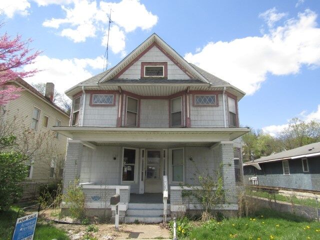 Property Photo:  417 W Western Avenue  IN 47331 