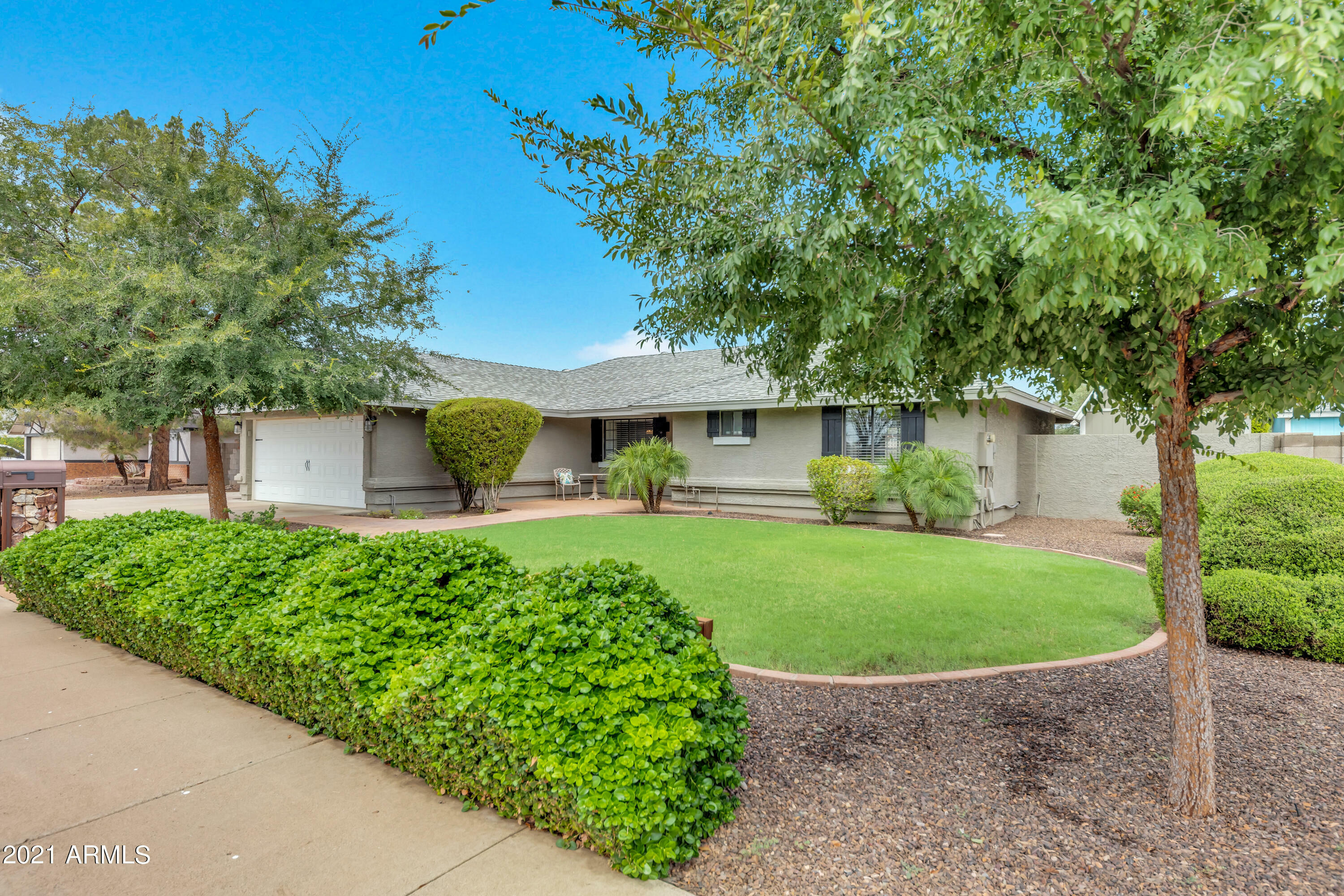 Property Photo:  732 E Kenwood Street  AZ 85203 