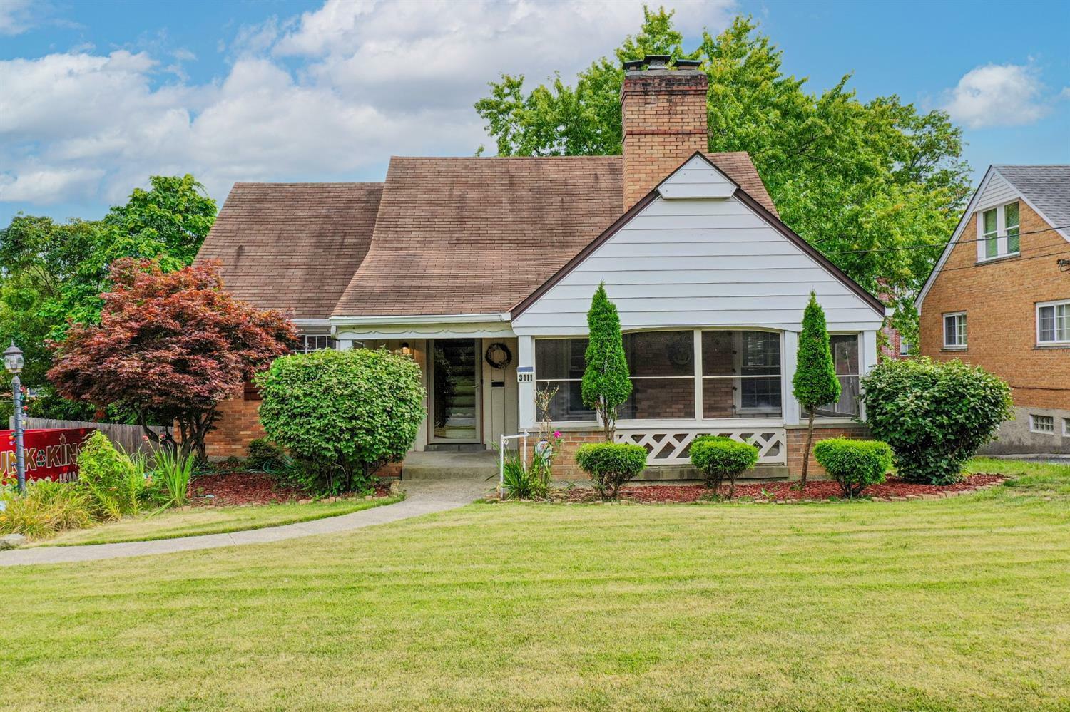 Property Photo: 3111 Pickbury Dr OH 45211