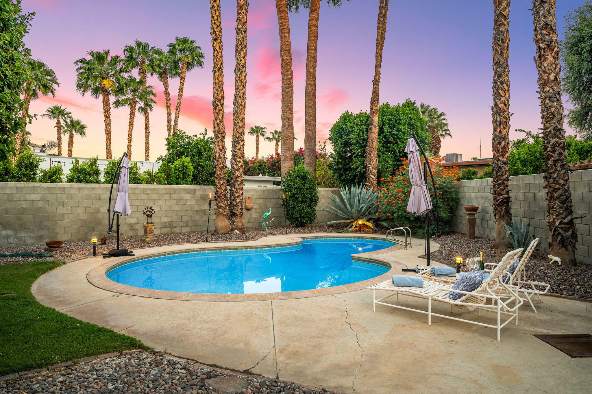 Property Photo:  71888 Vista Del Rio  CA 92270 