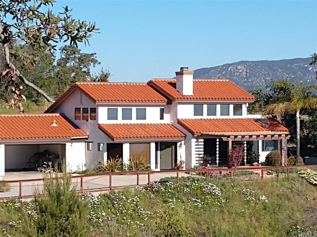 Property Photo:  40474 Camino Noroeste  CA 92562 