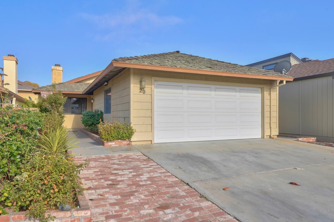 Property Photo: 20 Sepulveda Circle CA 93906