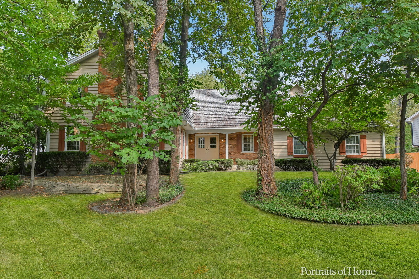 Property Photo:  569 Clarissa Court  IL 60540 