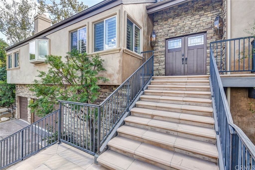 Property Photo:  1251 Peacock Hill Drive  CA 92705 