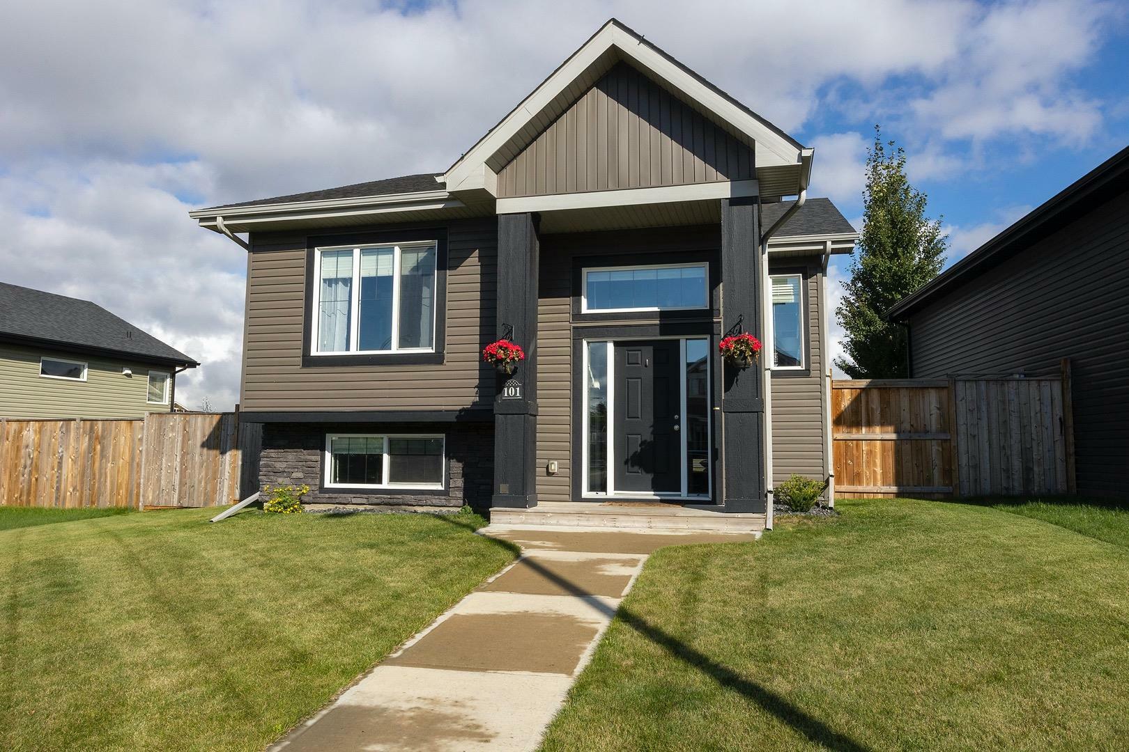 Property Photo: 101 Timberstone Way AB T4P 0N5