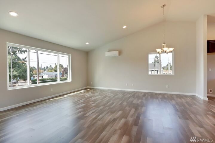 Property Photo: 13619 8th Av Ct S WA 98444