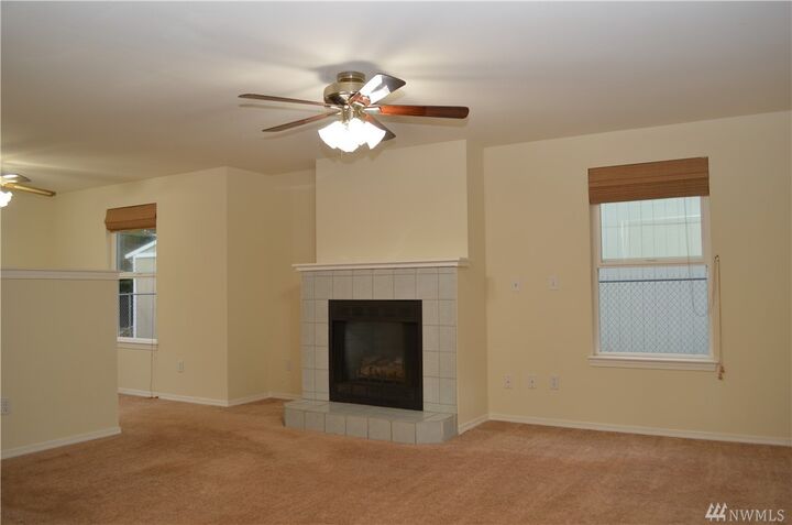 Property Photo: 1308 Halsey Dr WA 98239