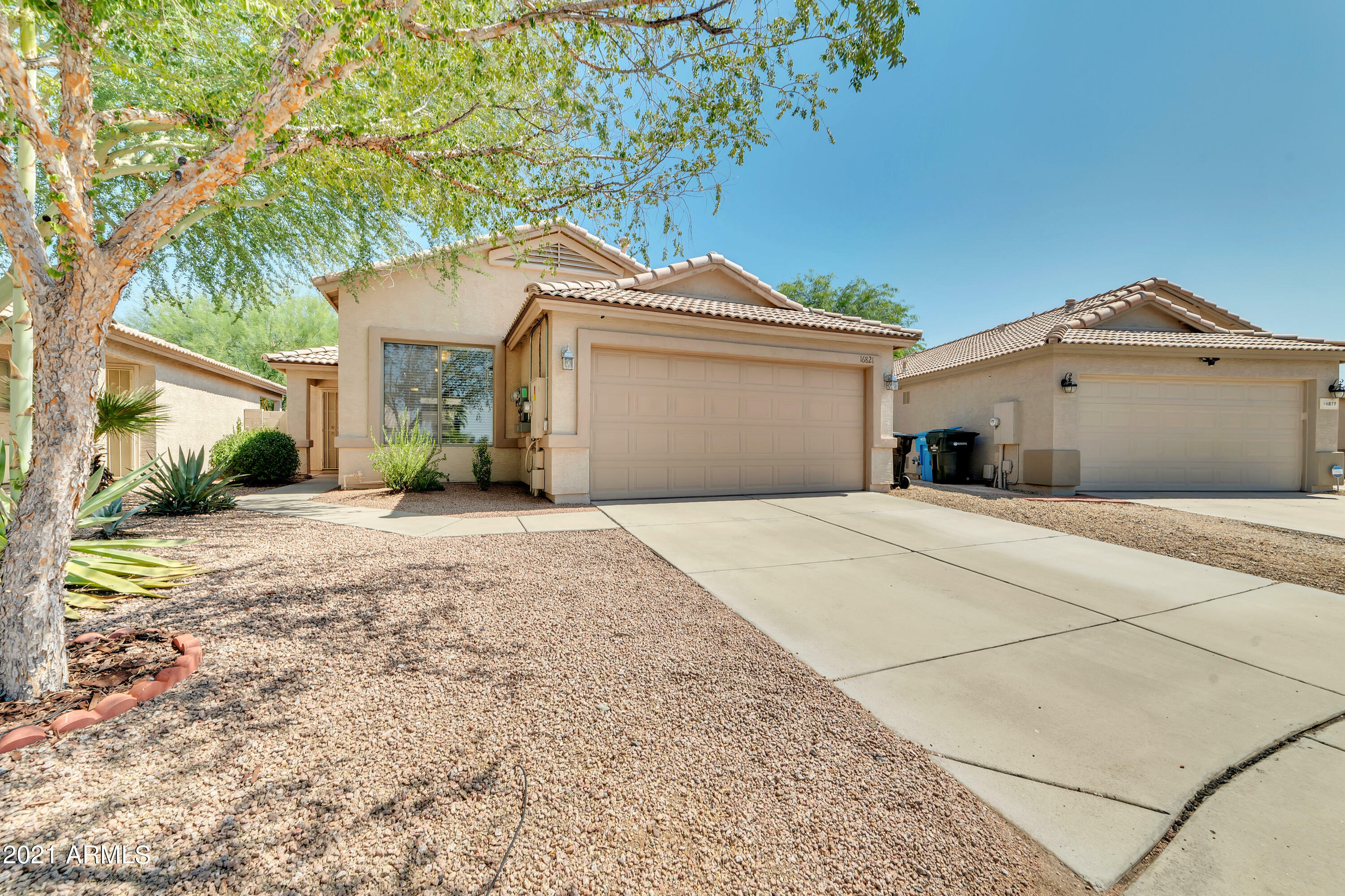 Property Photo:  16821 N 18th Place  AZ 85022 