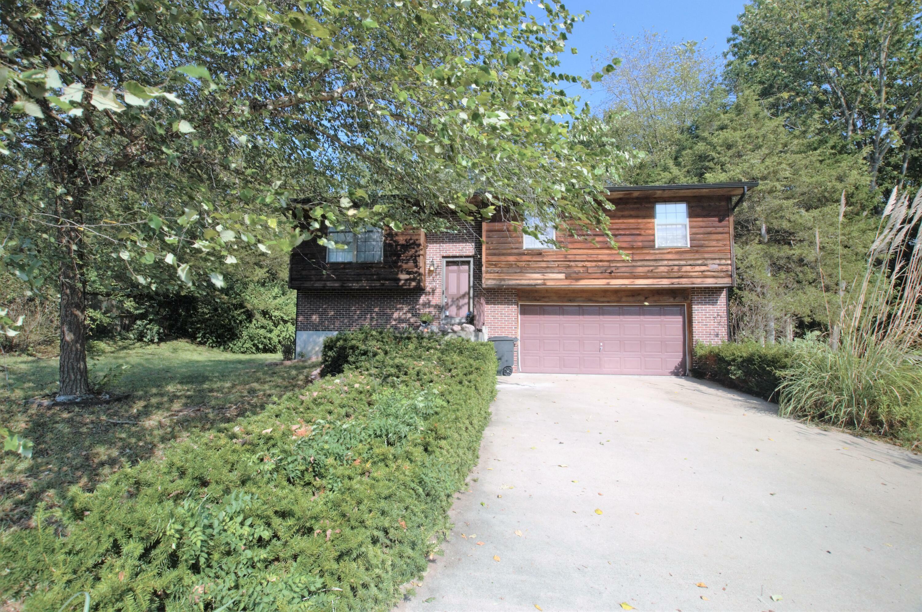 Property Photo:  8302 W Southeast Ct  MO 65202 