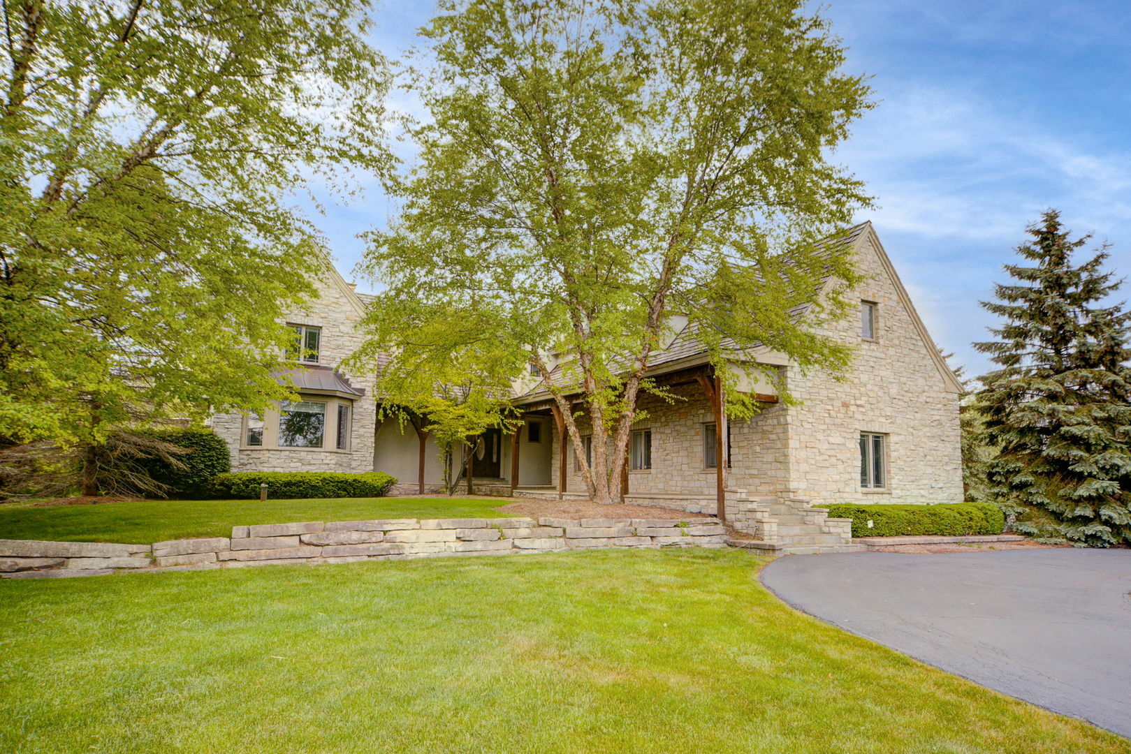 Property Photo:  39548 Orchard Bluff Lane  IL 60083 