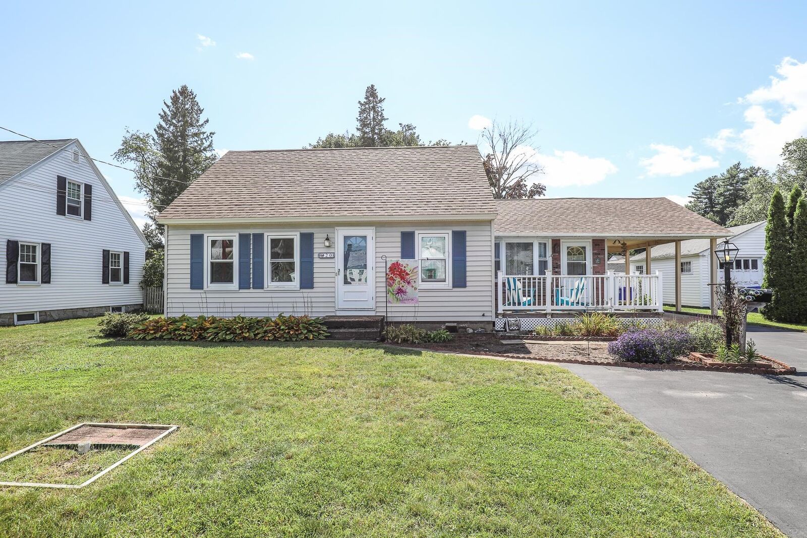 Property Photo: 20 Allen Street NH 03102