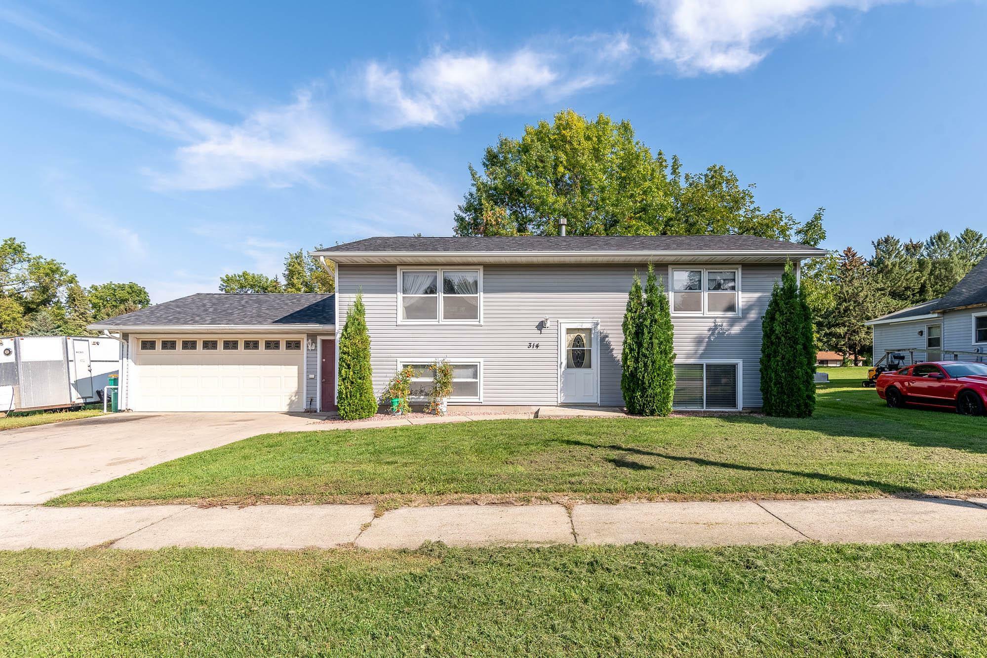 Property Photo: 314 W Grove Street MN 56048