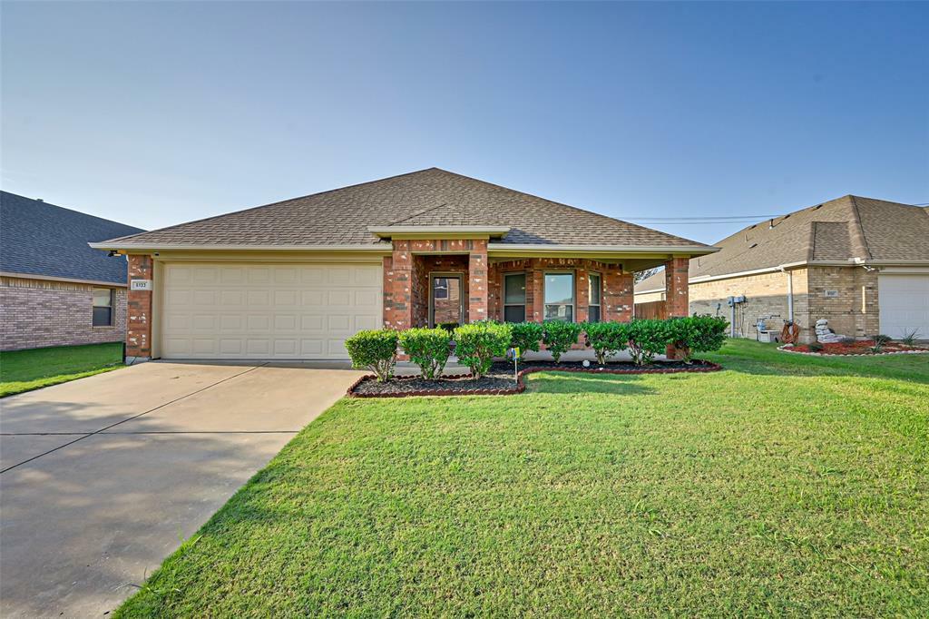 Property Photo:  6133 Lochshire Drive  TX 76179 