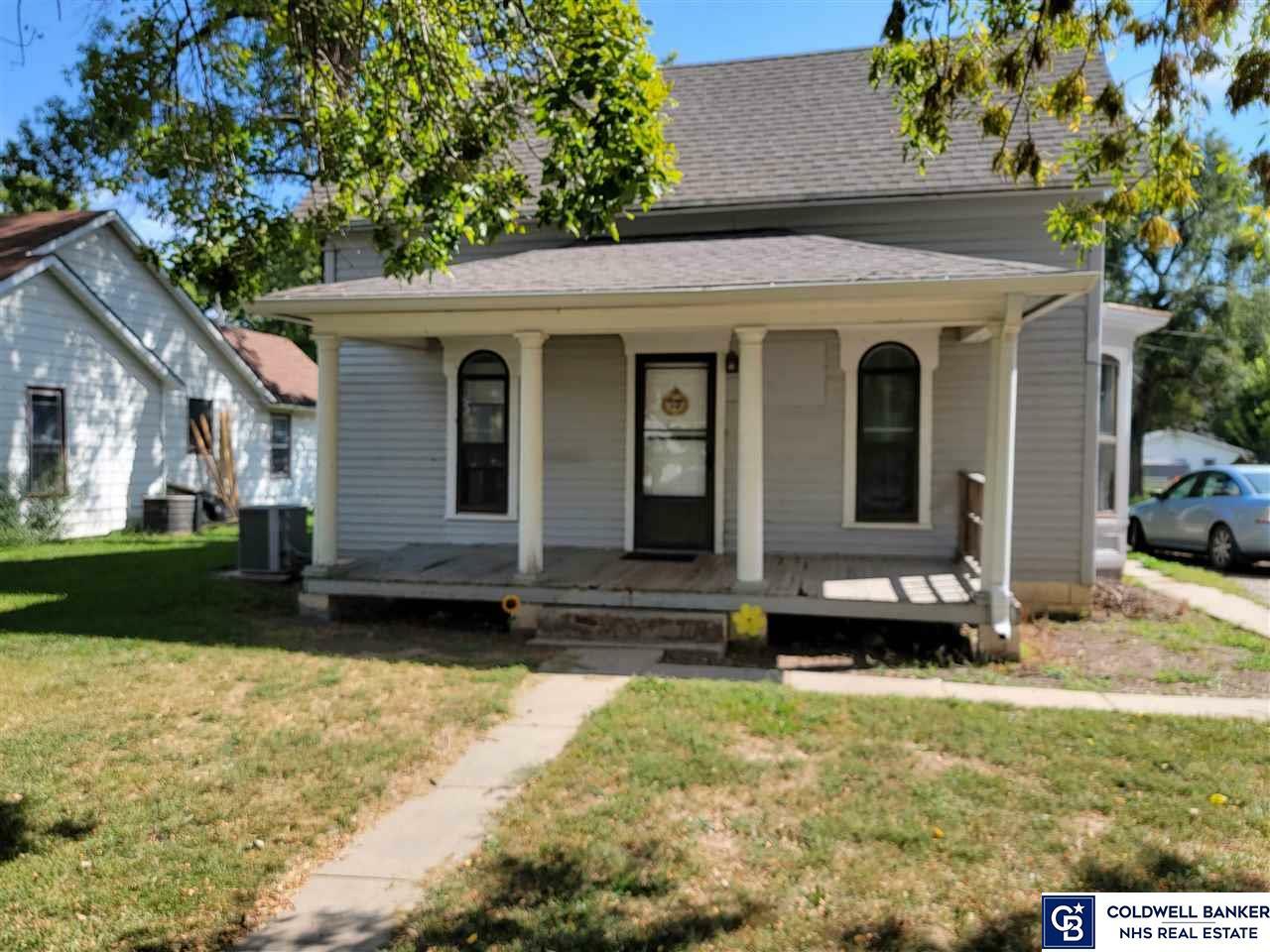 Property Photo:  1614 N Iowa  NE 68467 