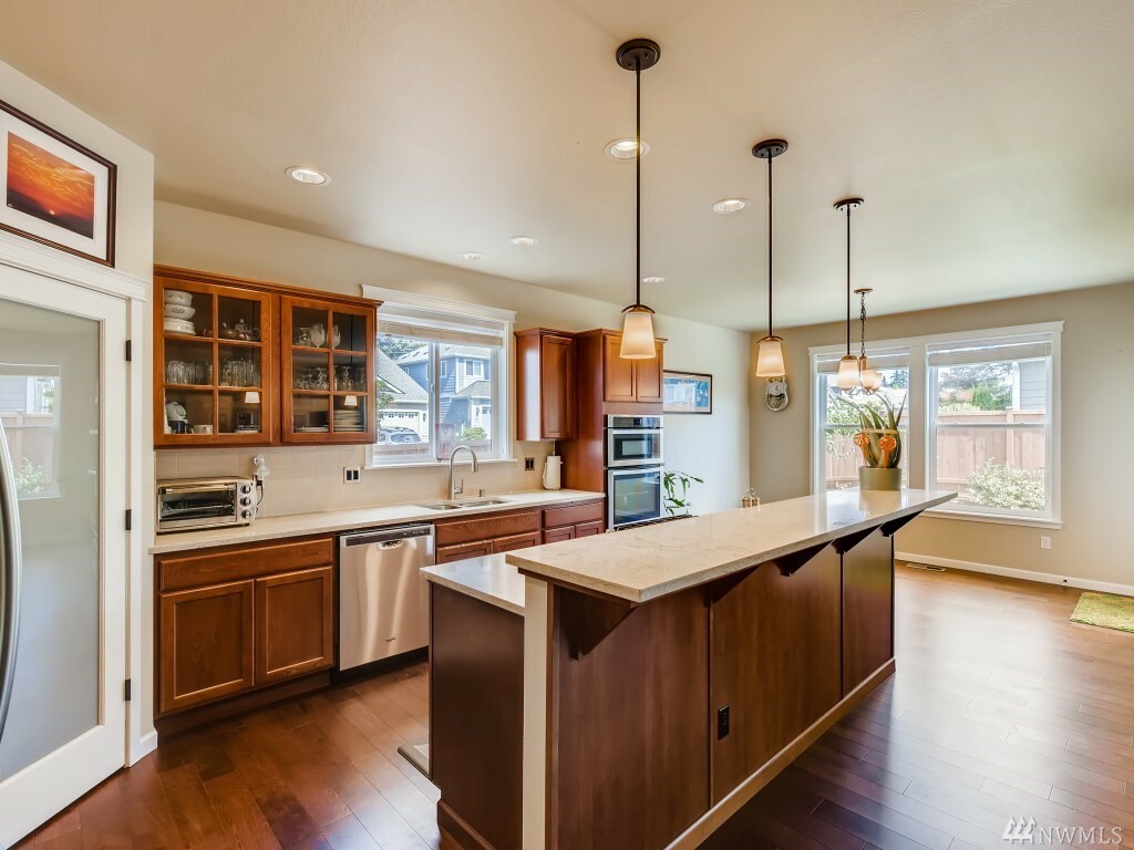 Property Photo: 4005 23rd St SE WA 98374