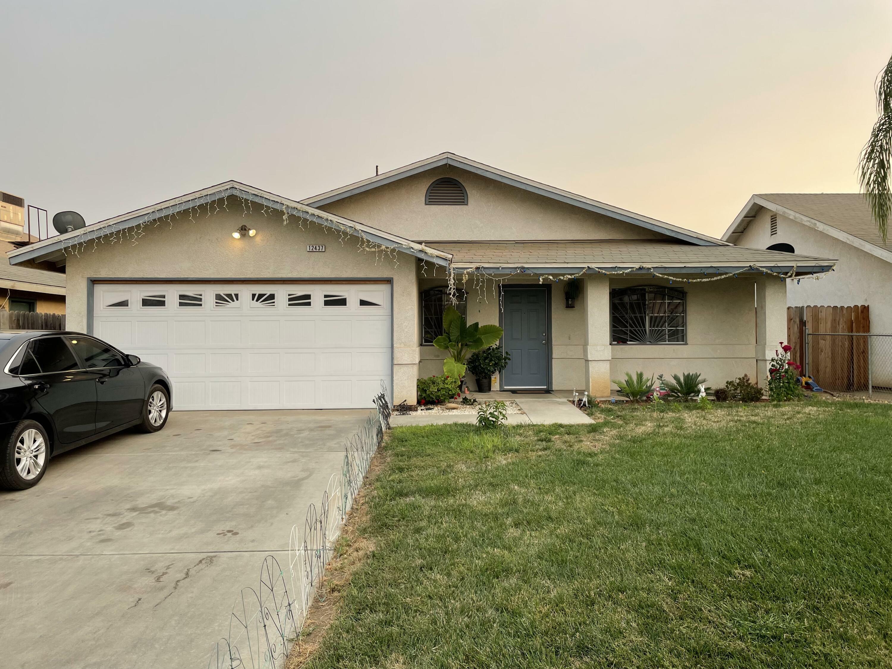 Property Photo:  12437 Barton Avenue  CA 93647 