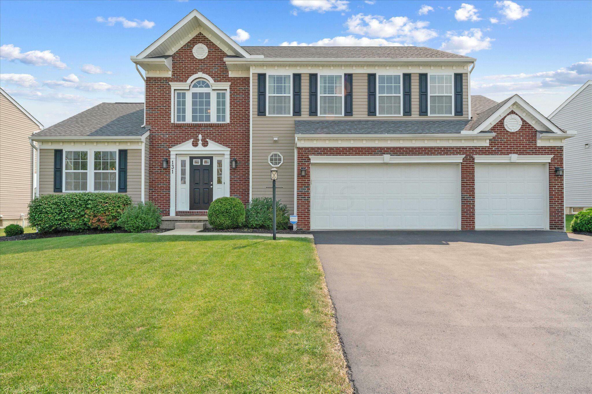 Property Photo: 131 Parkdale Drive OH 43031