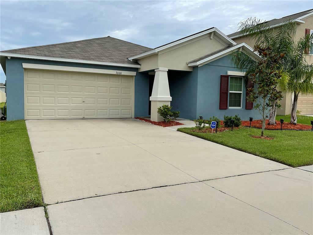 Property Photo:  7006 Trent Creek Drive  FL 33573 