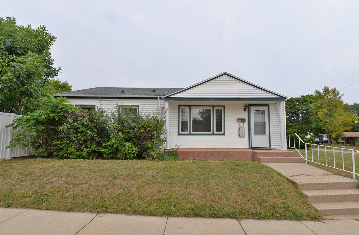 Property Photo: 4200 Kinzie Ave WI 53405