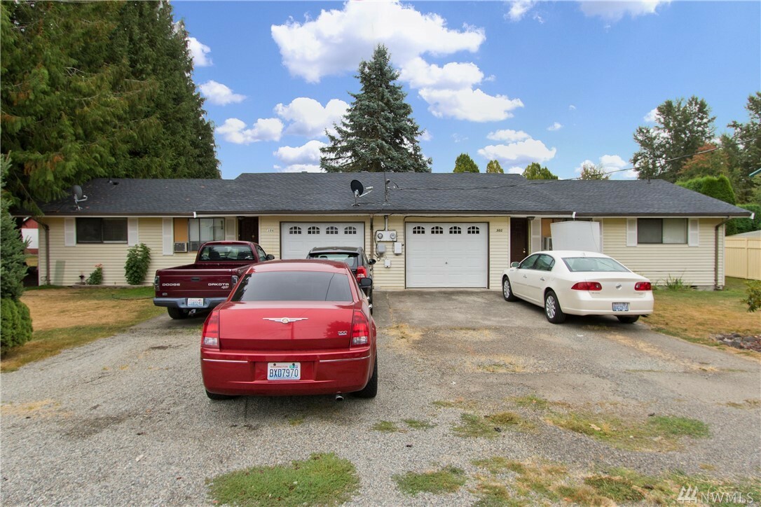 Property Photo:  386 Pearl St  WA 98321 