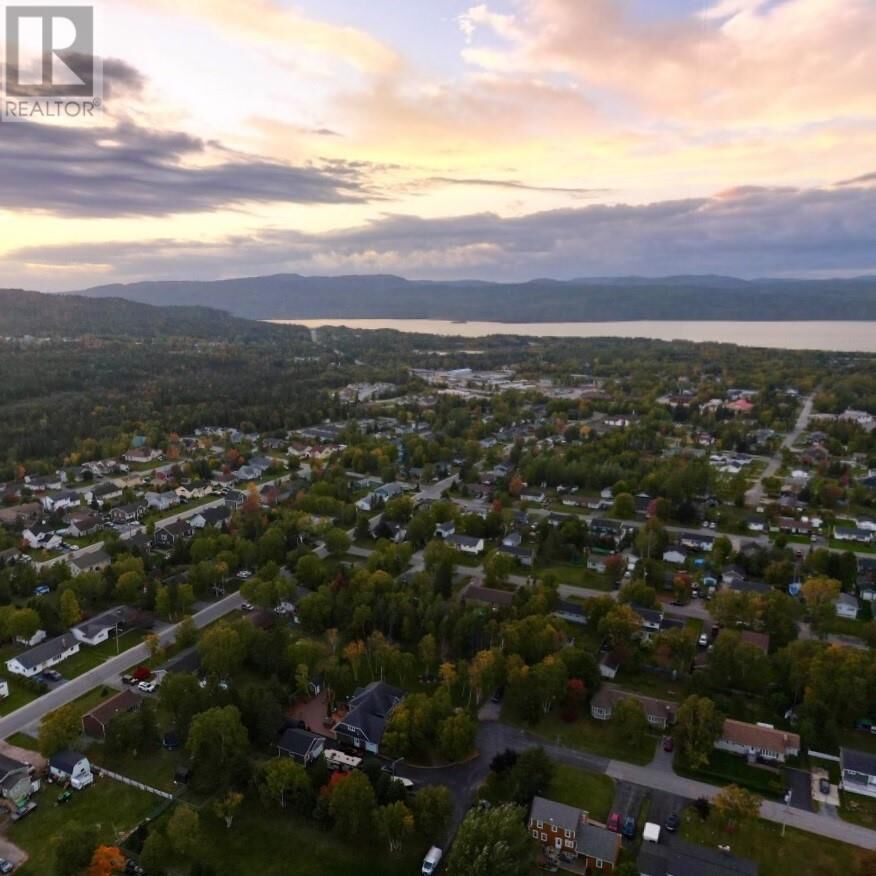 Property Photo:  32 Harvey Wight Crescent  NL A0L 1K0 