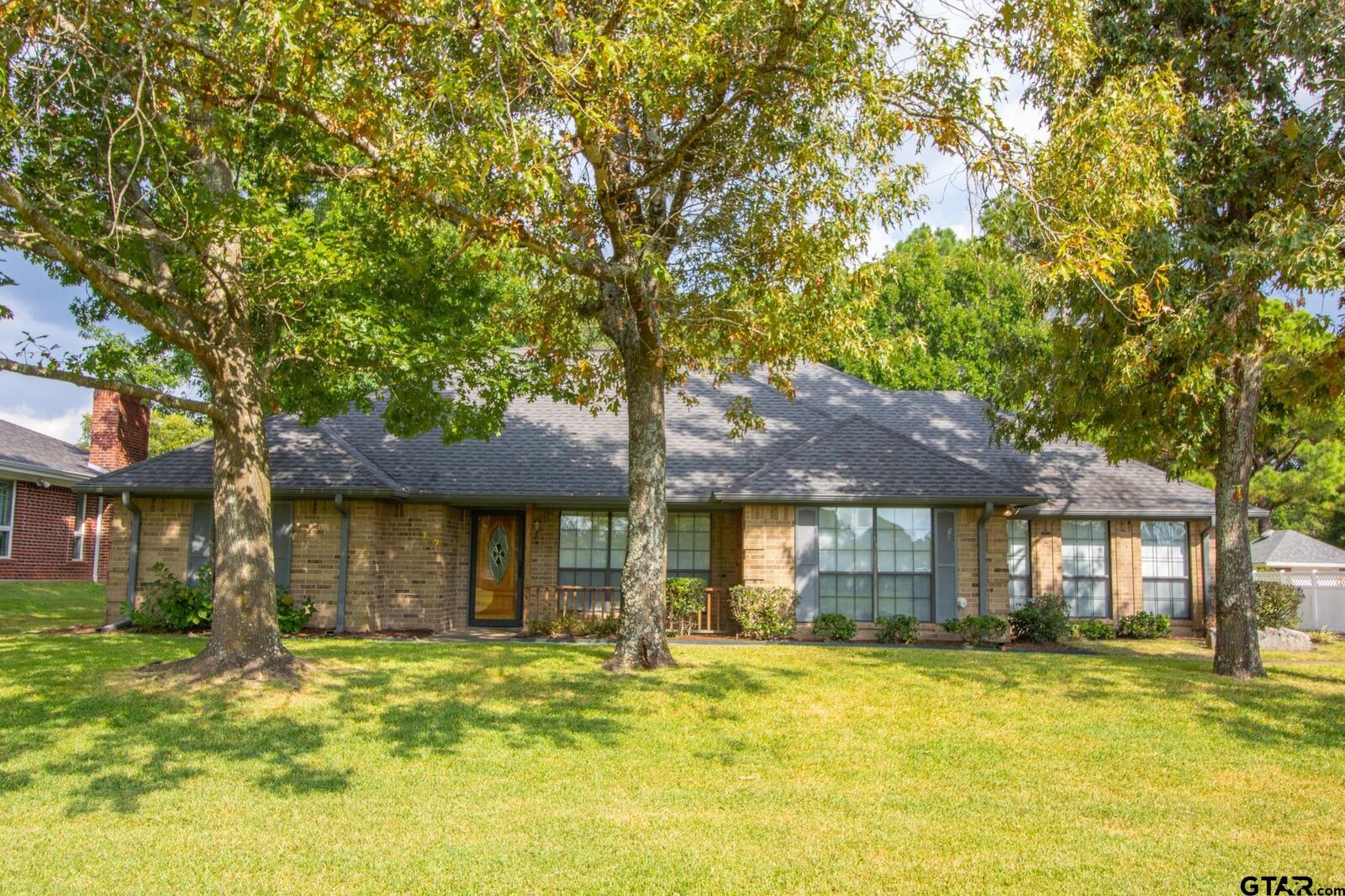 Property Photo:  127 Clubview Drive  TX 75771 
