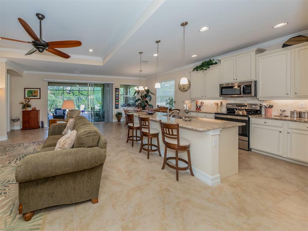 Property Photo:  11706 Goombay Court  FL 34292 