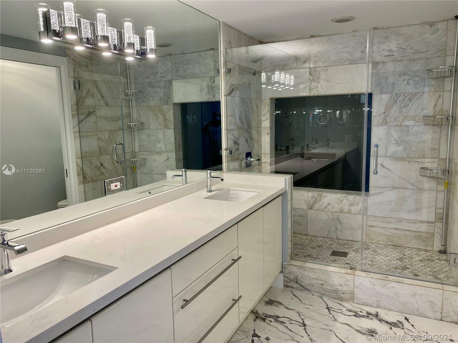 Property Photo: 3400 SW 27th Ave 605 FL 33133