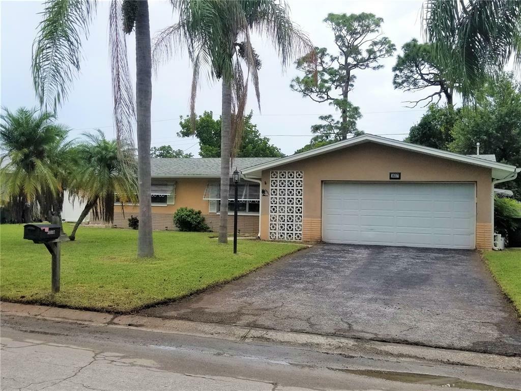 Property Photo:  10317 127th Place  FL 33773 