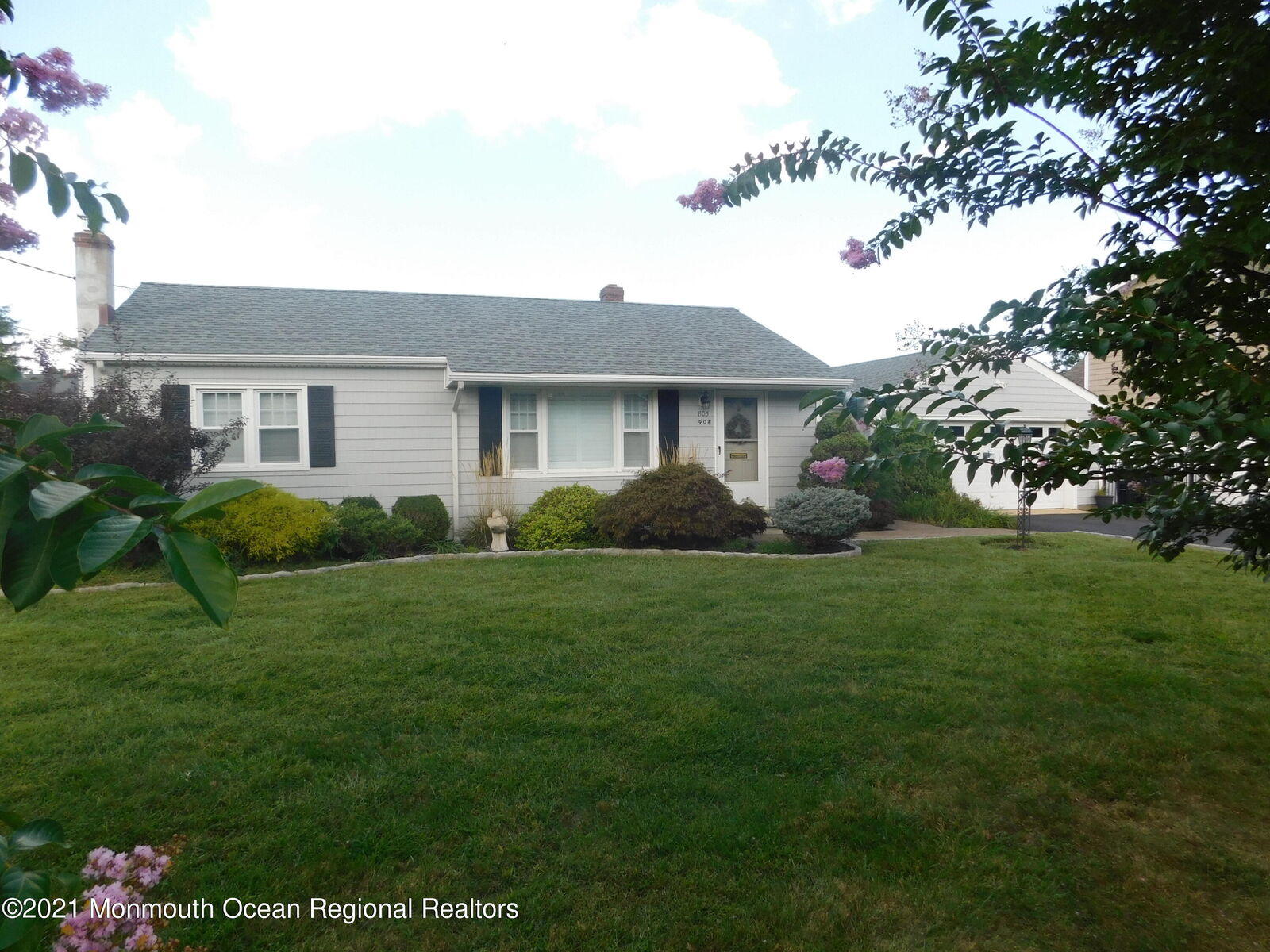 Property Photo: 904 Quackenbush Boulevard NJ 08750