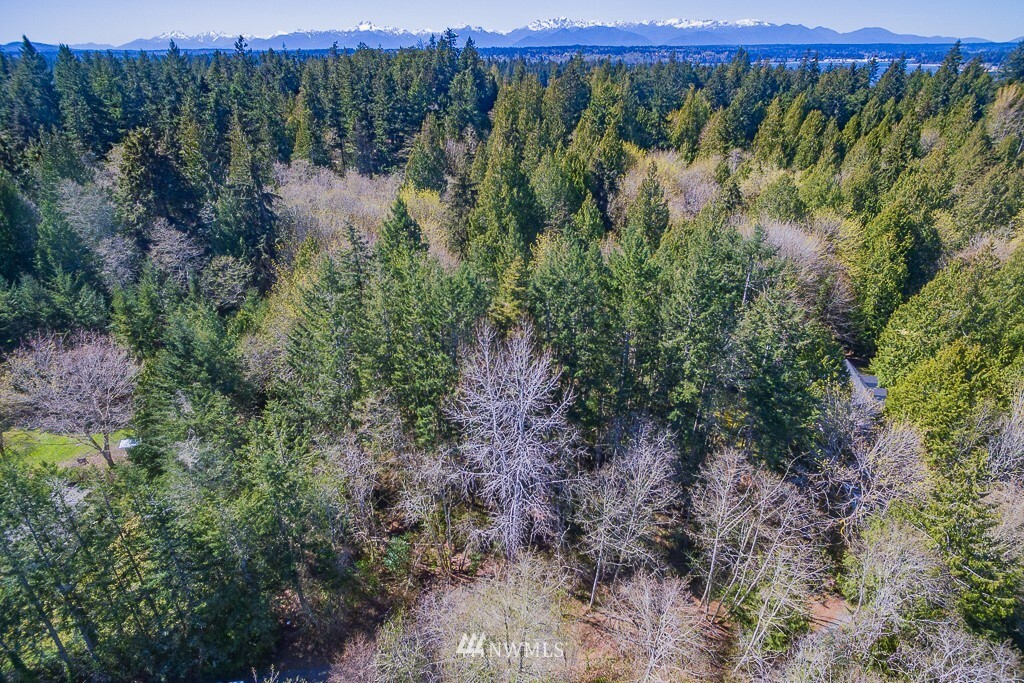 Property Photo:  11305 Miller Road NE  WA 98110 