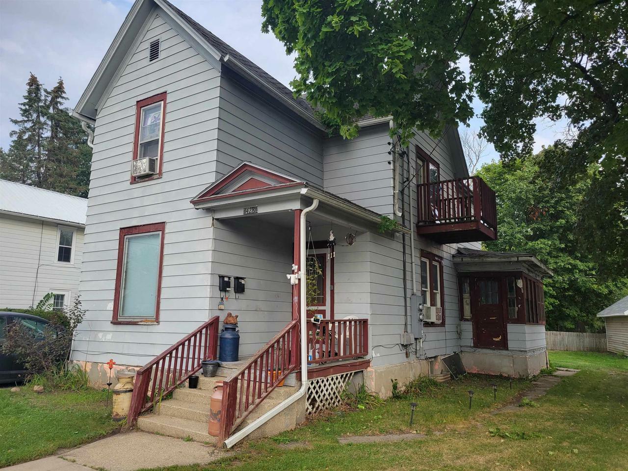 Property Photo:  428 Milton Ave  WI 53545 